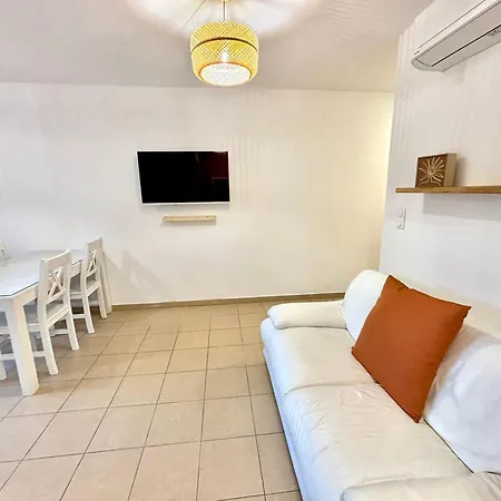 Apartment 2 - Rez-de-jardin - Avec Piscine