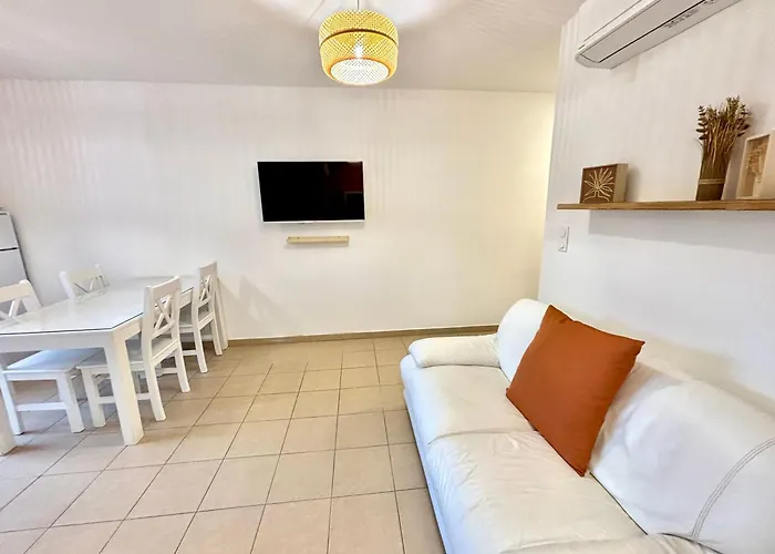 Appartement 2 - Rez-de-jardin - Avec Piscine